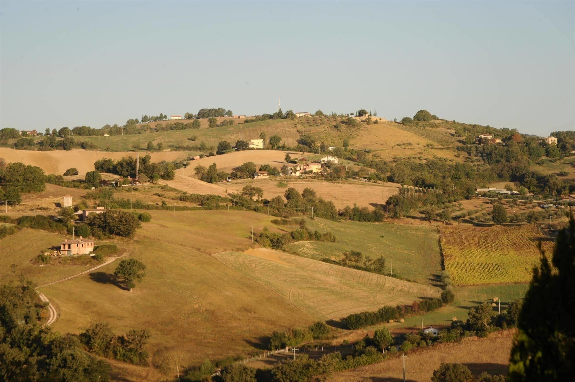 Azienda Agraria Montelujano Gubbio Exterior foto